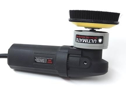 Carpet Brush With Hook & Loop Attachment (Brosse pour Polisseuse Rotative/Orbitale) - Chemical Guys