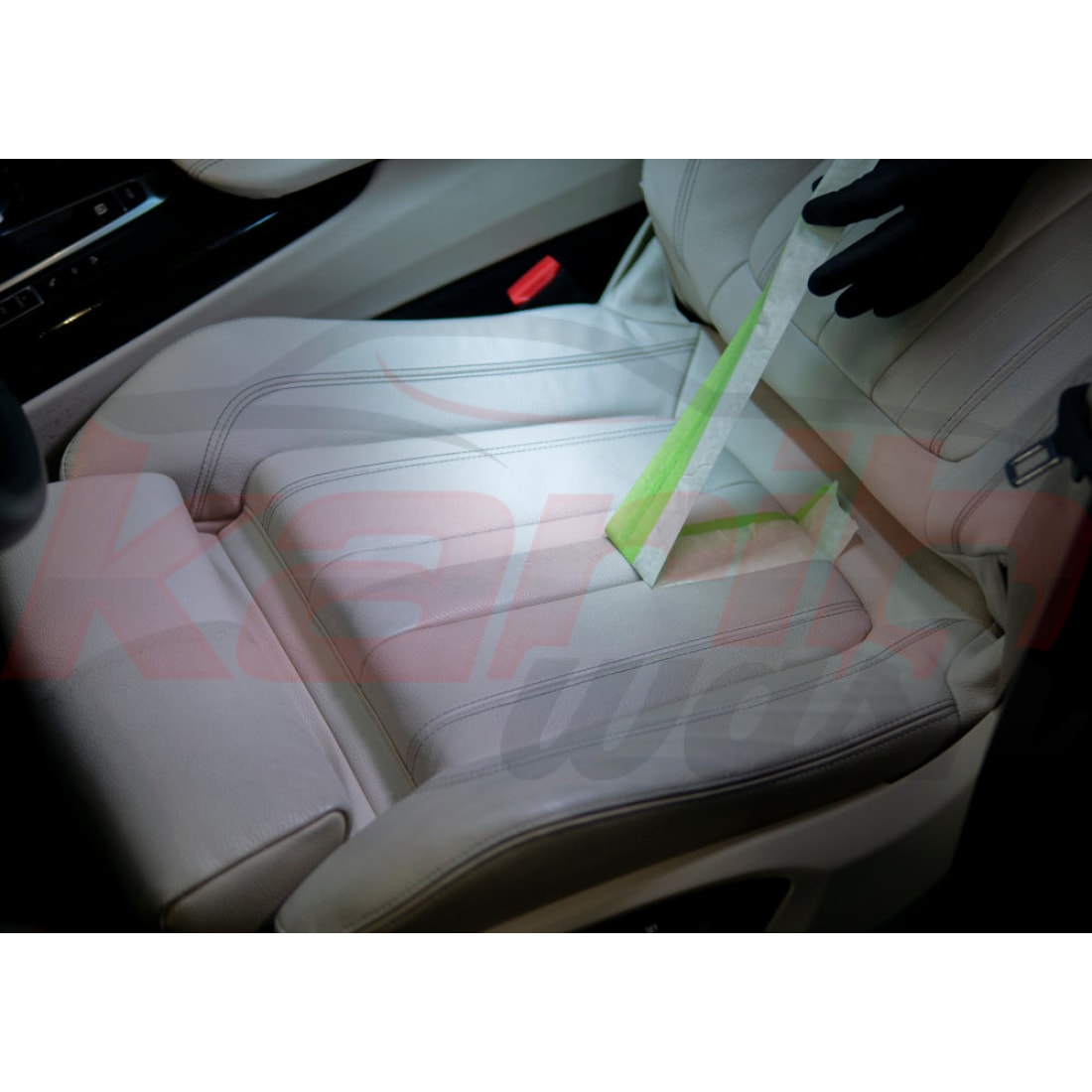 Leather Cleaner - Pour le nettoyage du cuir - ELITE DETAILER - KARIBWASH