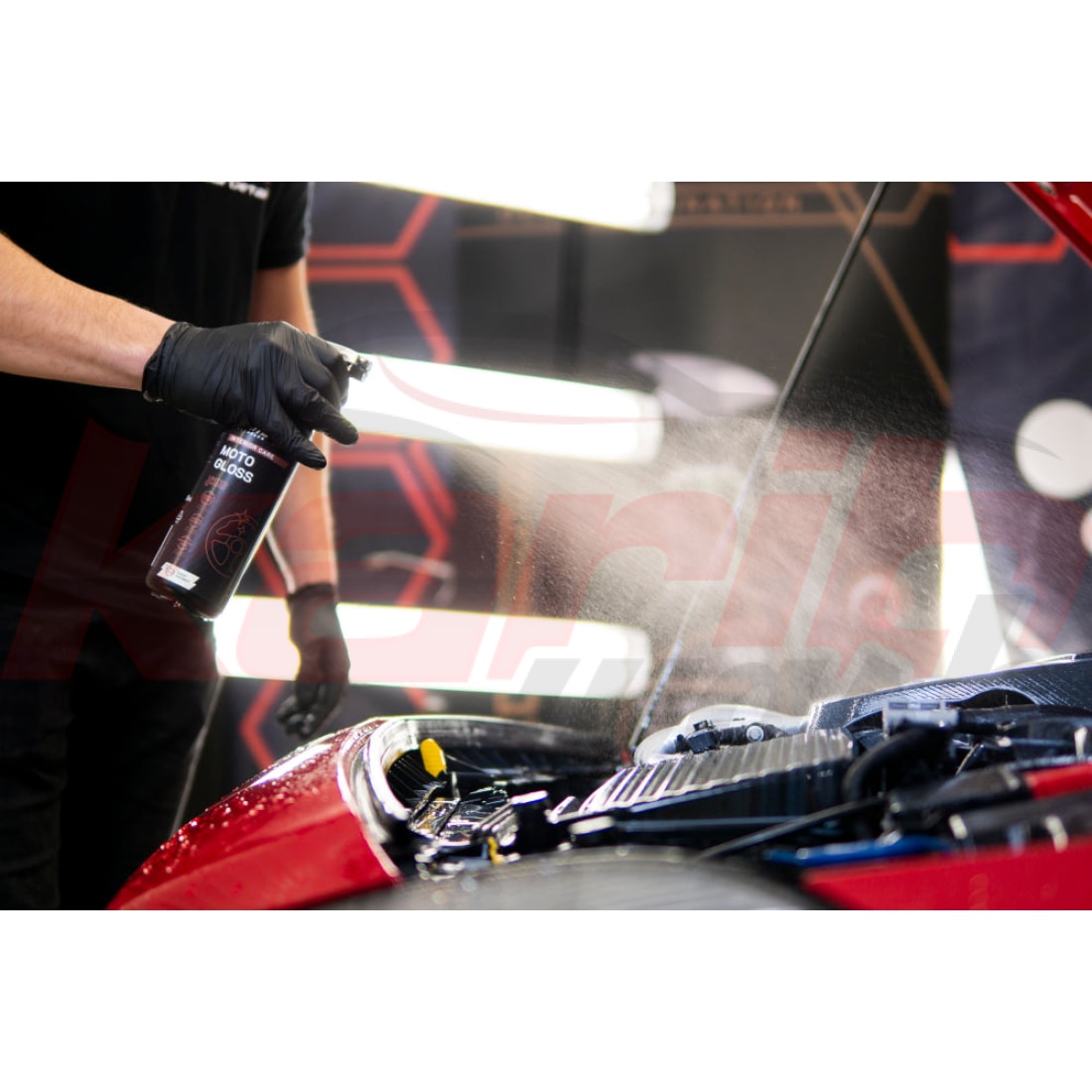 Moto Gloss - Dressing pour le compartiment moteur - 500ML - ELITE DETAILER - KARIBWASH