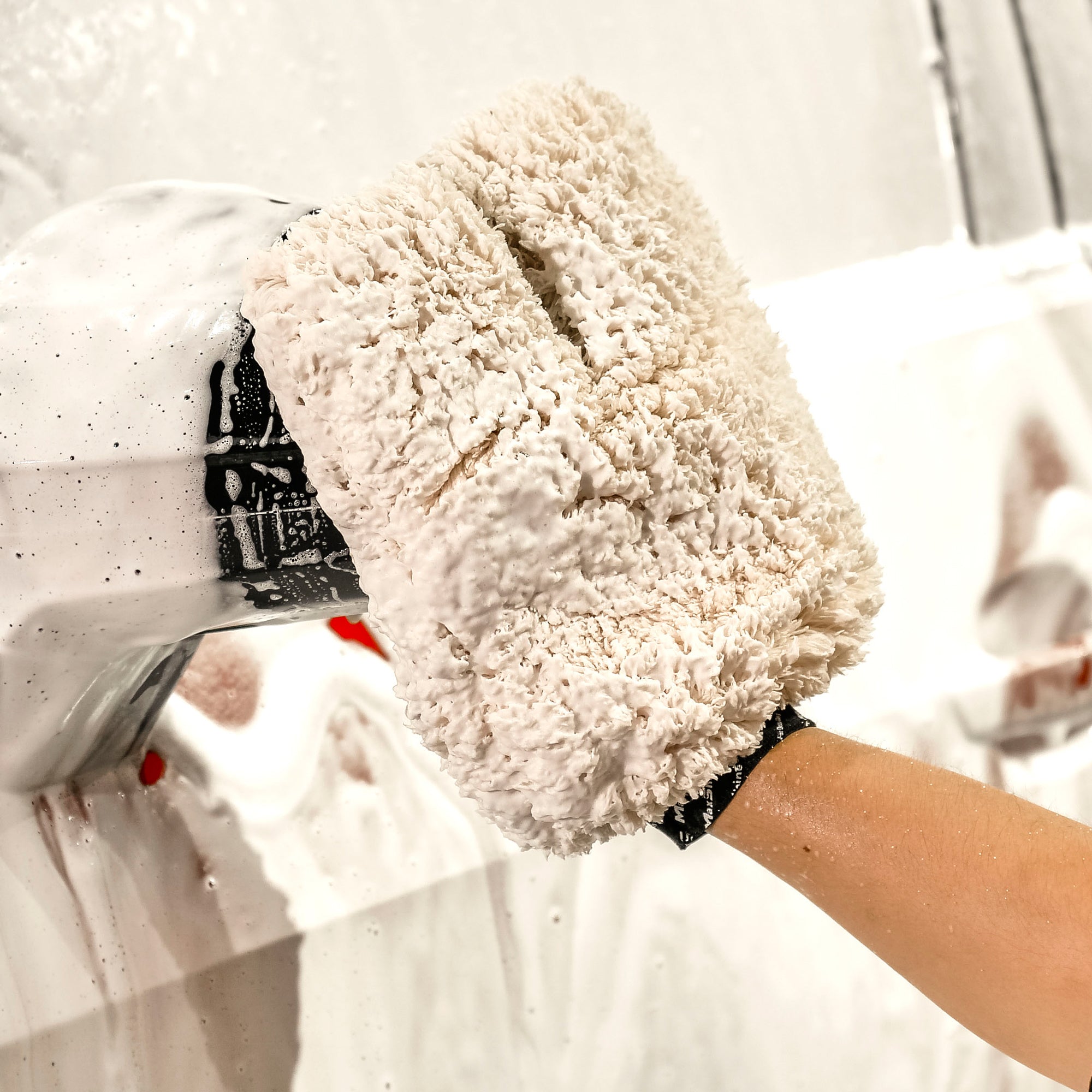 Plush Microfiber Car Wash Mitt - MAXSHINE