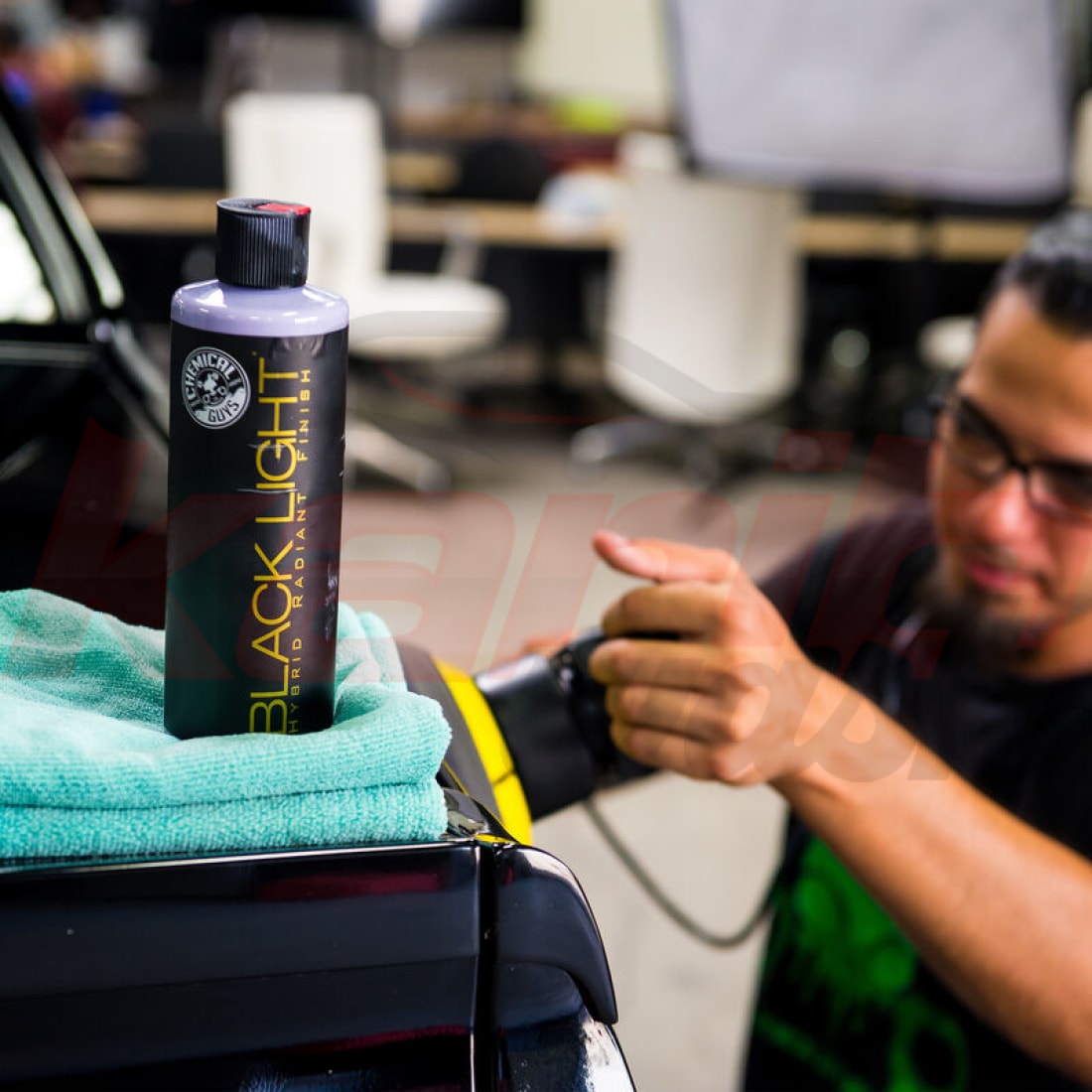 Black Light-Super Finish (16 oz) - CHEMICAL GUYS - KARIBWASH