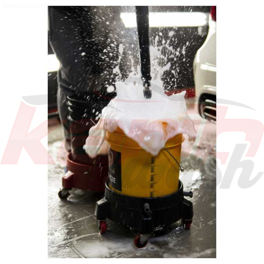 Detailing Shampoo Apple Mint - Shampooing légèrement acide pour lavage de voiture - ELITE DETAILER - KARIBWASH