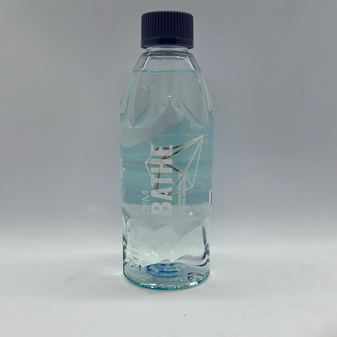 Q²M Bathe - GYEON