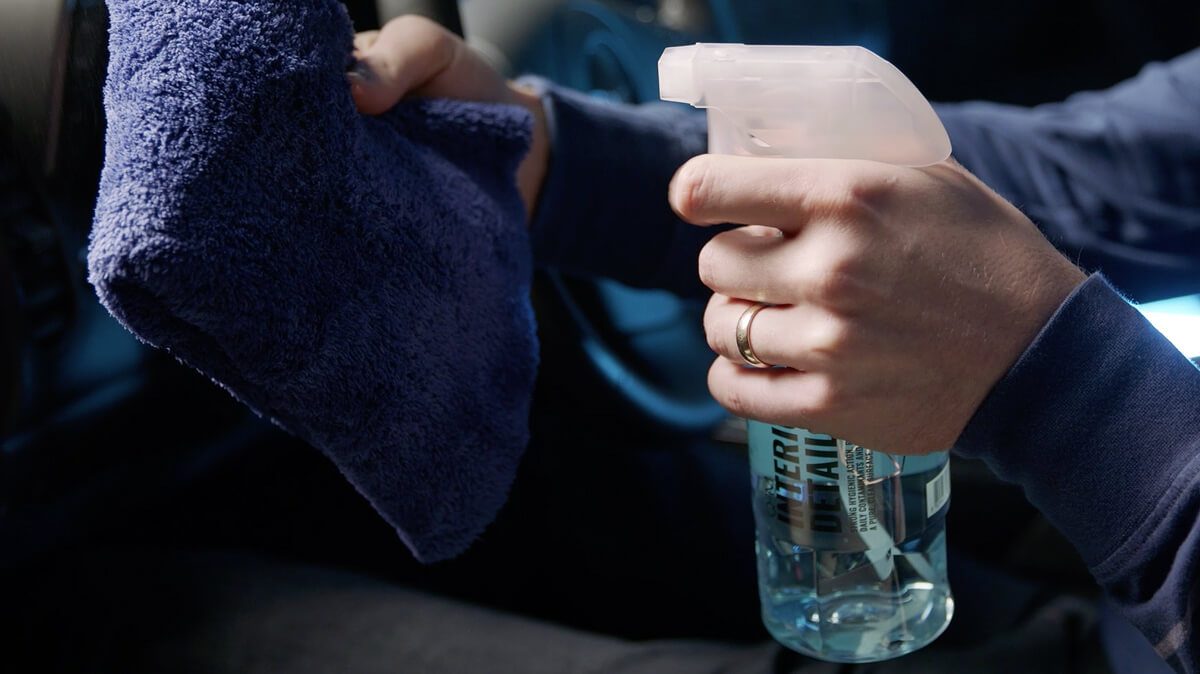 Q²M Interior Detailer New - GYEON